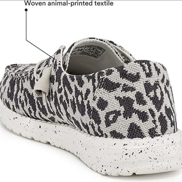 Hey dude Wendy woven cheetah print- size 7-9 - Picture 6 of 10
